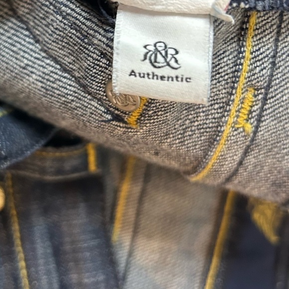 Rock & Republic low rise straight jeans - dark wash - no size tag - Picture 7 of 8